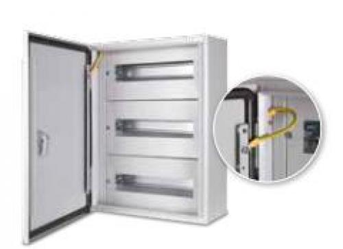 Корпус металевий e.mbox.industrial.n.36z IP41, навісний, на 36 модулів